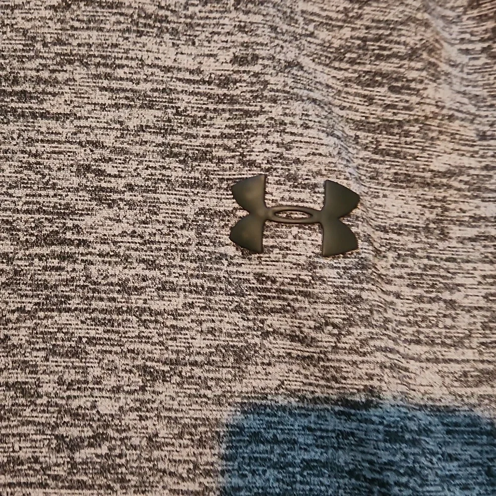 UnderArmour charcoal hoddie